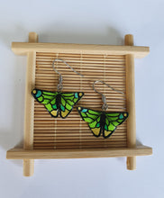 Load image into Gallery viewer, Origami Butterflies - Green Birdwing